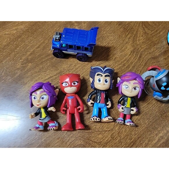 PJ Masks Villians Wolfie catboy Owlette Action Figures Toy Lot - Picture 4 of 8